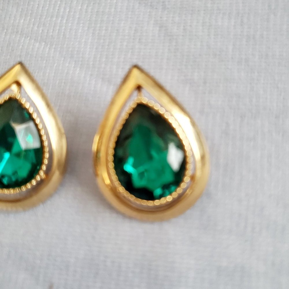 Women's‎ Fashion Jewelry Gold-Tone Emerald Water Drop Shape Earrings - Picture 3 of 9